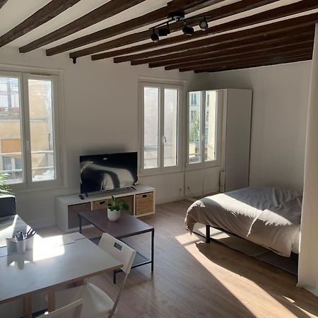 Studio Lumineux, Refait A Neuf, Metro Jourdain Parijs Buitenkant foto